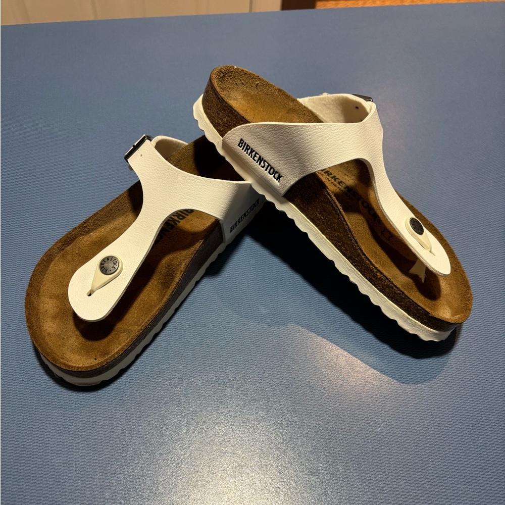 Birkenstock White and Brown Sandals